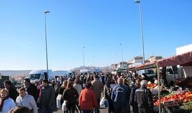 Junta gestora Agrupacin Vecinal Cceres rechaza llevar mercadillo al Parque del Prncipe